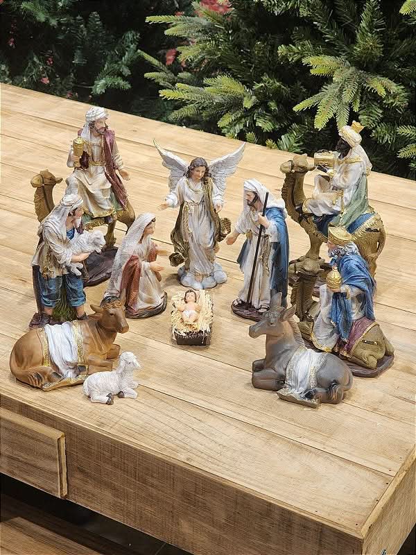 PRESÉPIO DE RESINA LUXO 11 PÇS